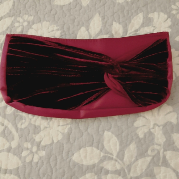 Pink Velvet Makeup Pouch Clutch - Picture 1 of 4